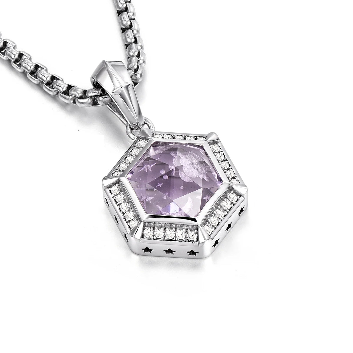 Purple amethyst pendant clear stone border close-up